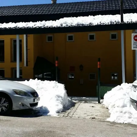 Edificio Ginebra Апартаменты Сьерра-Невада